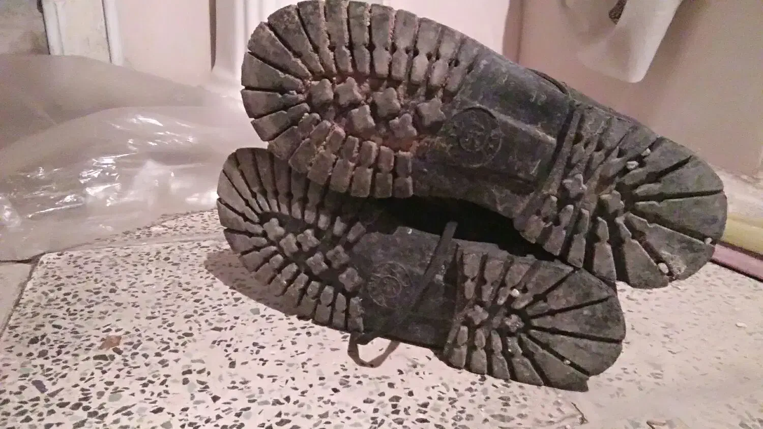 پوتین چرم، استک فوتبالی|کیف، کفش، کمربند|کرمانشاه, |دیوار