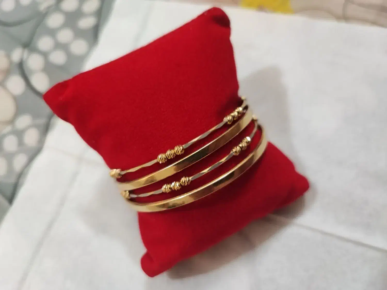 النگوی البرنادو و ورساچه|جواهرات|لنگرود, |دیوار