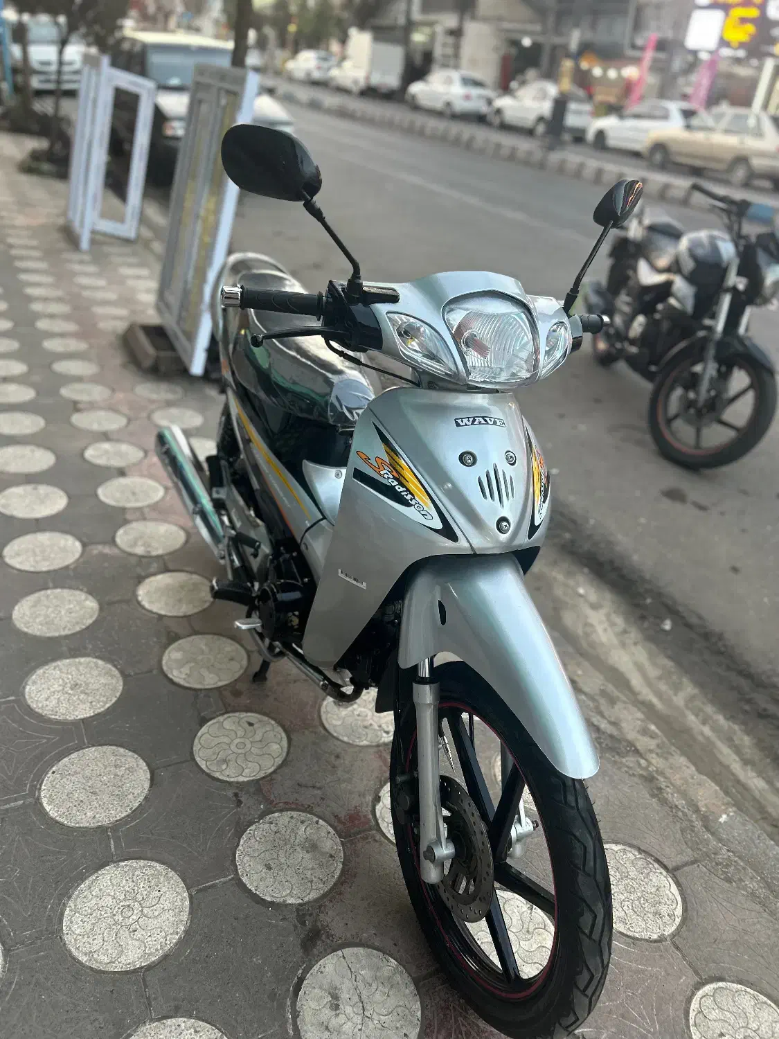 سوپررکاب ویو مدل ۹۵بدون خط وخش|موتورسیکلت|لنگرود, |دیوار