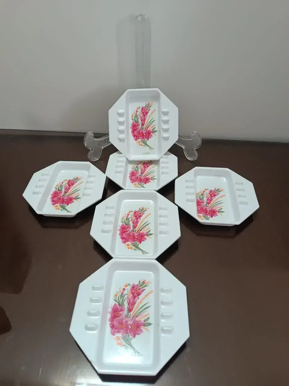 سرویس ملامین مارک چینی تکه|ظروف سرو و پذیرایی|بادرود, |دیوار