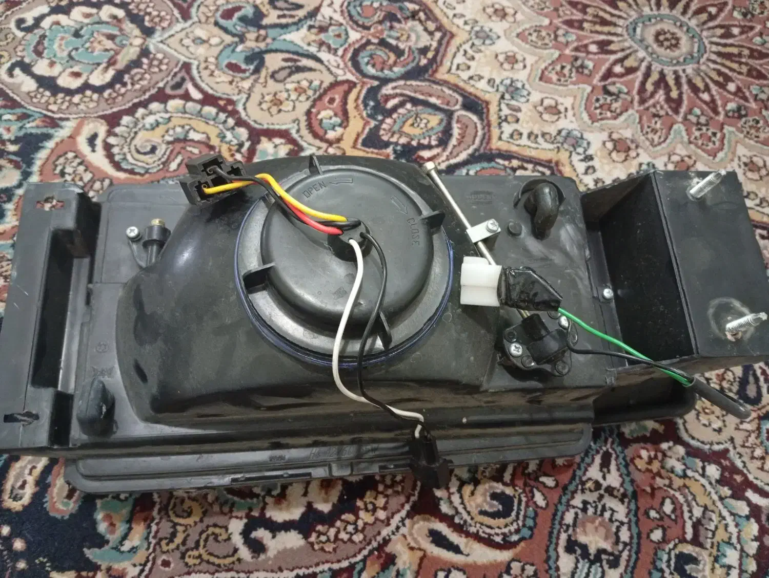 چراغ پیکان|قطعات یدکی و لوازم جانبی|شیراز, محراب|دیوار