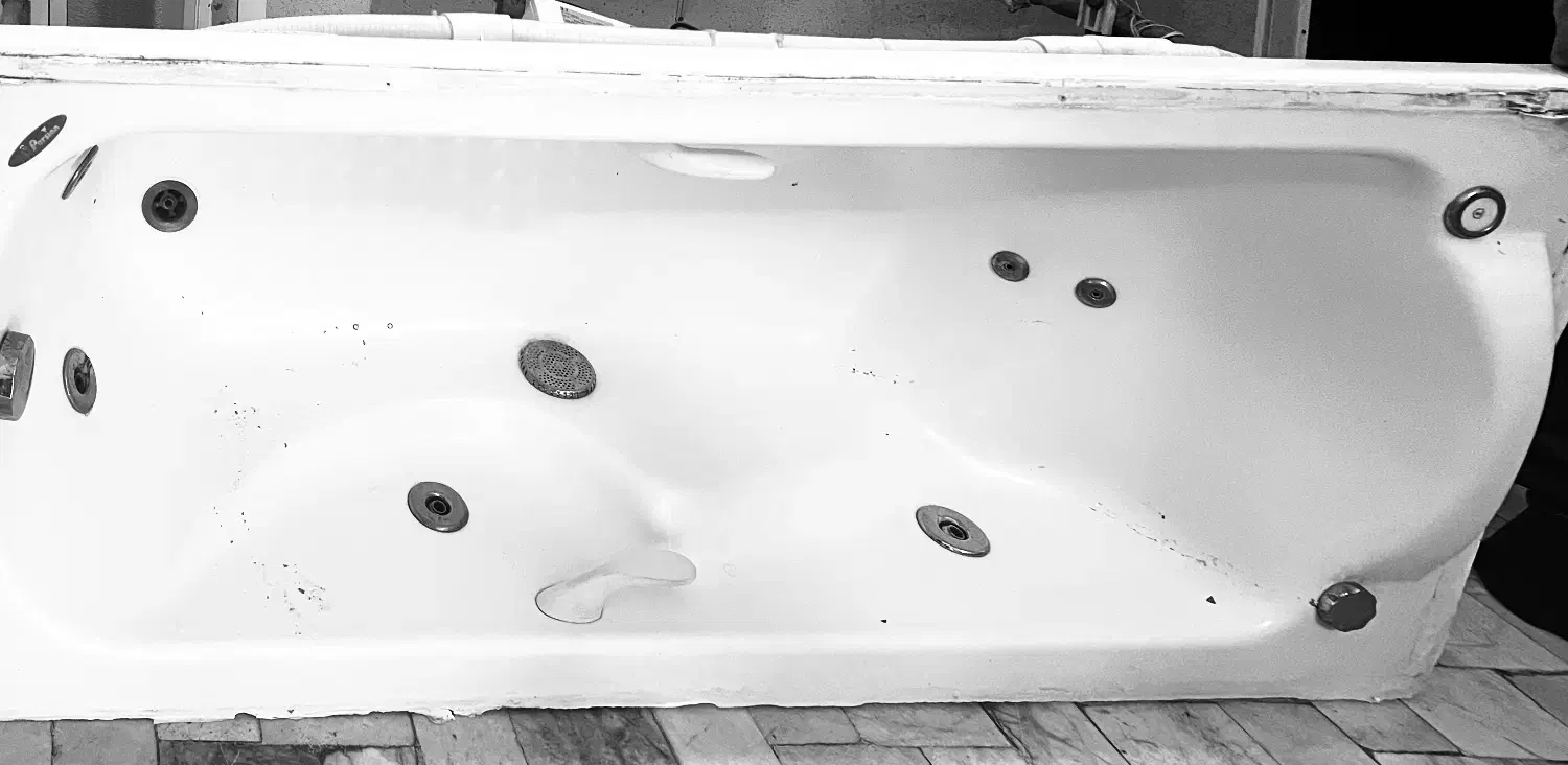 وان جکوزی یک نفره سالم|لوازم حمام|ساری, |دیوار