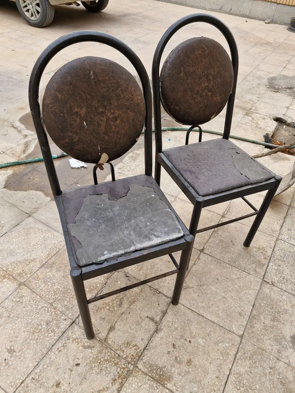 دوعدد صندلی کاملا سالم ۶۰۰|صندلی و نیمکت|بهبهان, |دیوار