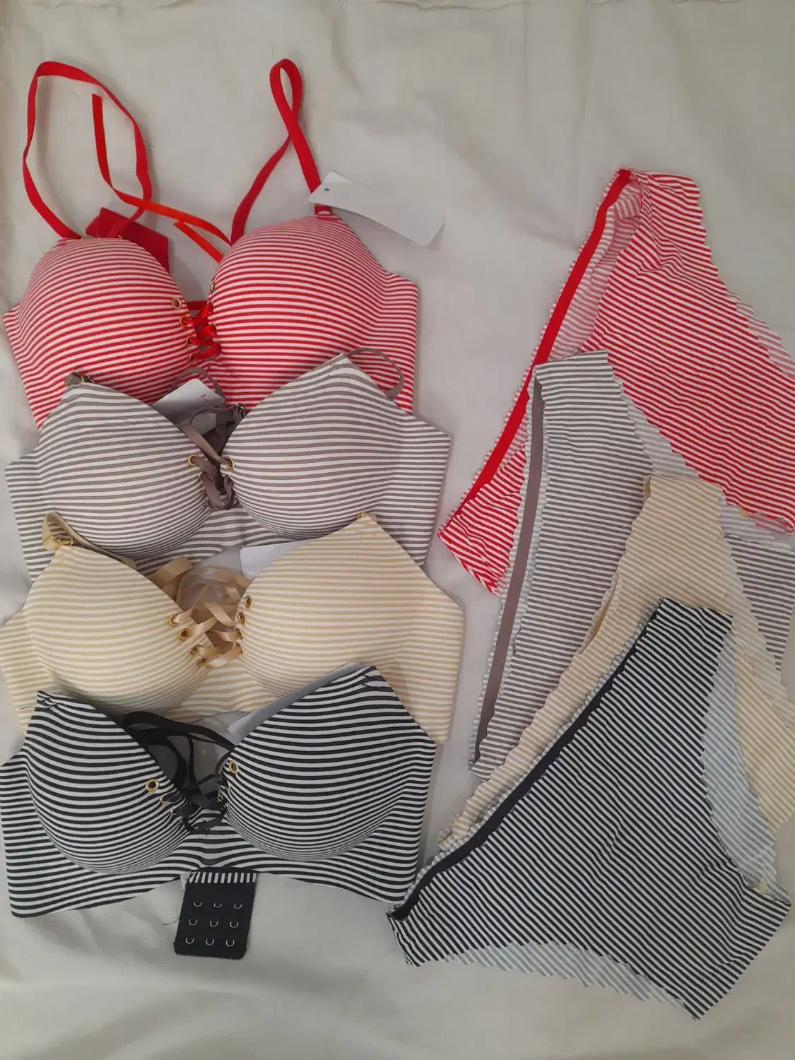 لباس زیر|لباس|الوند, |دیوار