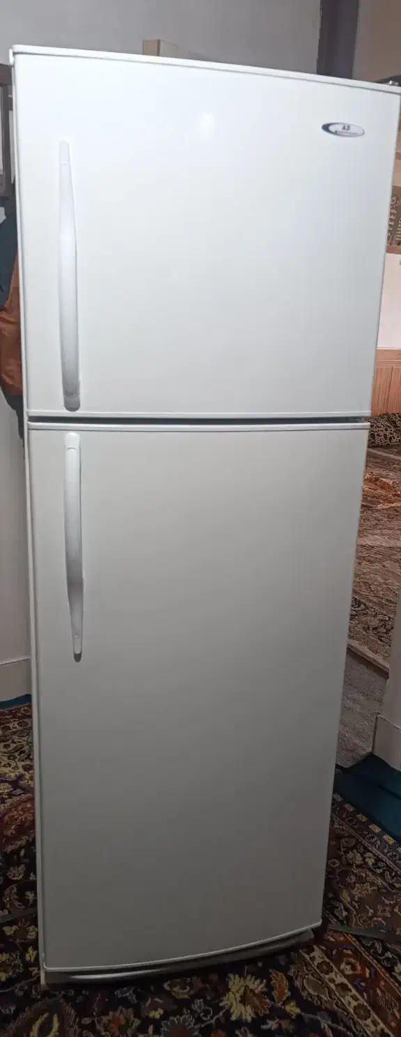 فروشی|تلویزیون و پروژکتور|اردل, |دیوار