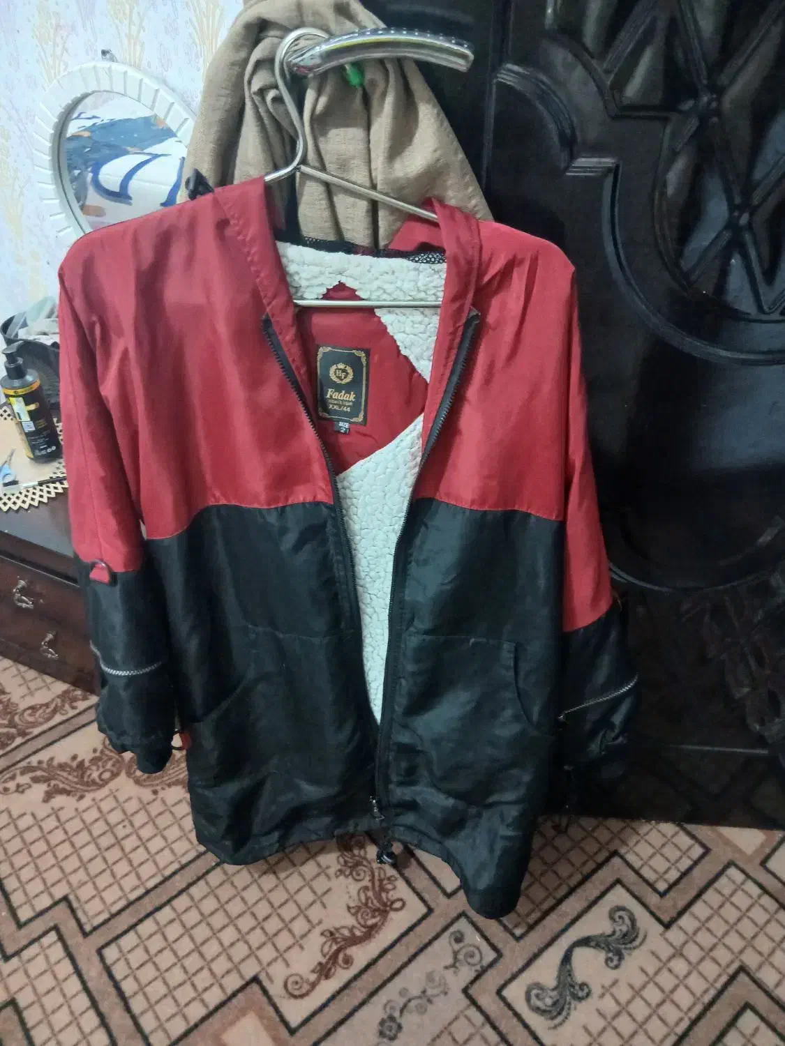 بارانی کلاه دارسالم ونو|لباس|نهاوند, |دیوار