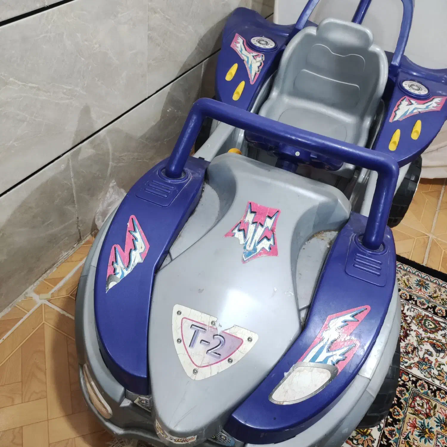 ماشین شارژی|اسباب‌بازی بچه|اهواز, کوی صادقیه|دیوار