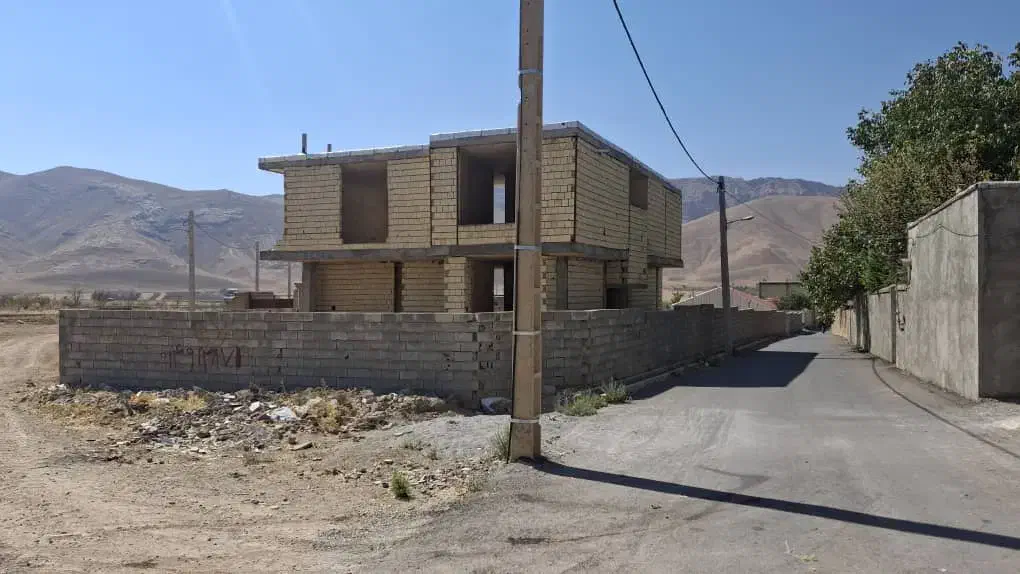 فروش فوری ملک  (سفتکاری شده)|فروش خانه و ویلا|کیار, |دیوار