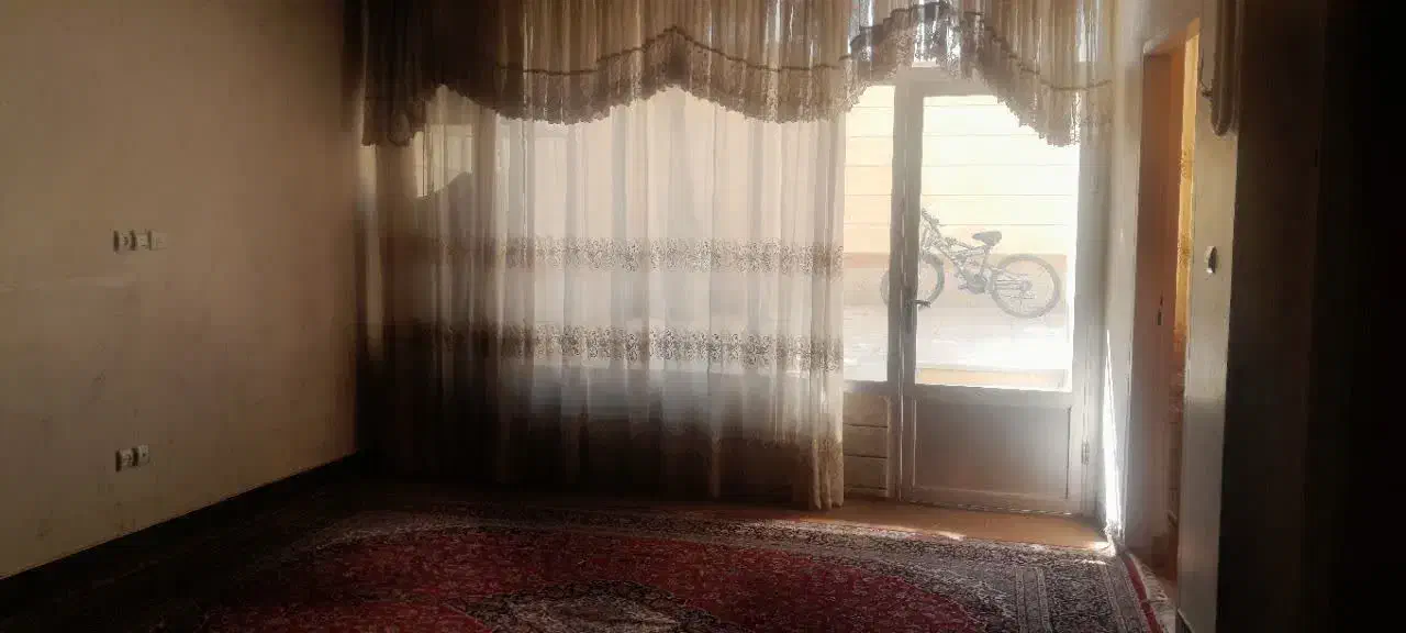 اجاره آپارتمان ۱۰۰ متری ۱ خوابه همکف کهندژ|اجارهٔ آپارتمان|خمینی‌شهر, |دیوار