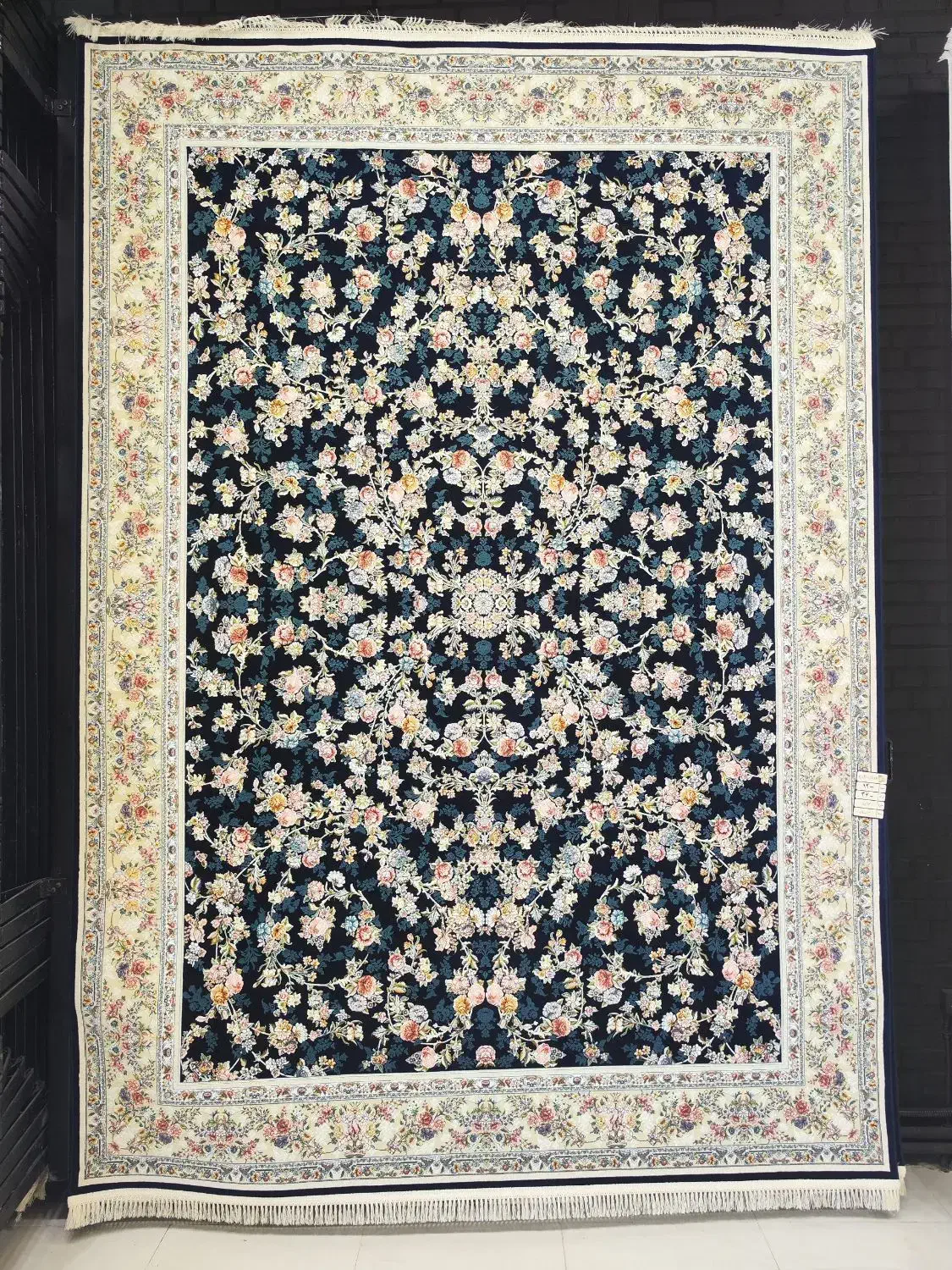 فرش ۱۲متری کالکشن یزد|فرش|آستانه اشرفیه, |دیوار