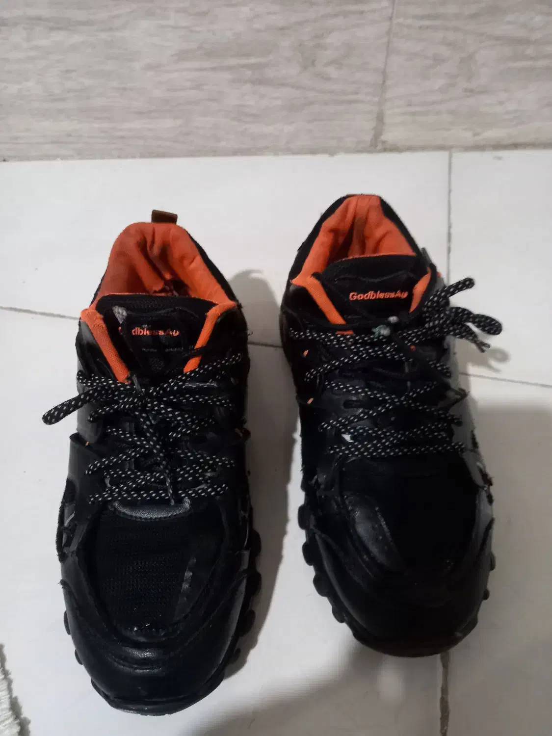 کفش اسپرت|کیف، کفش، کمربند|مشهد, شهرک بهارستان|دیوار