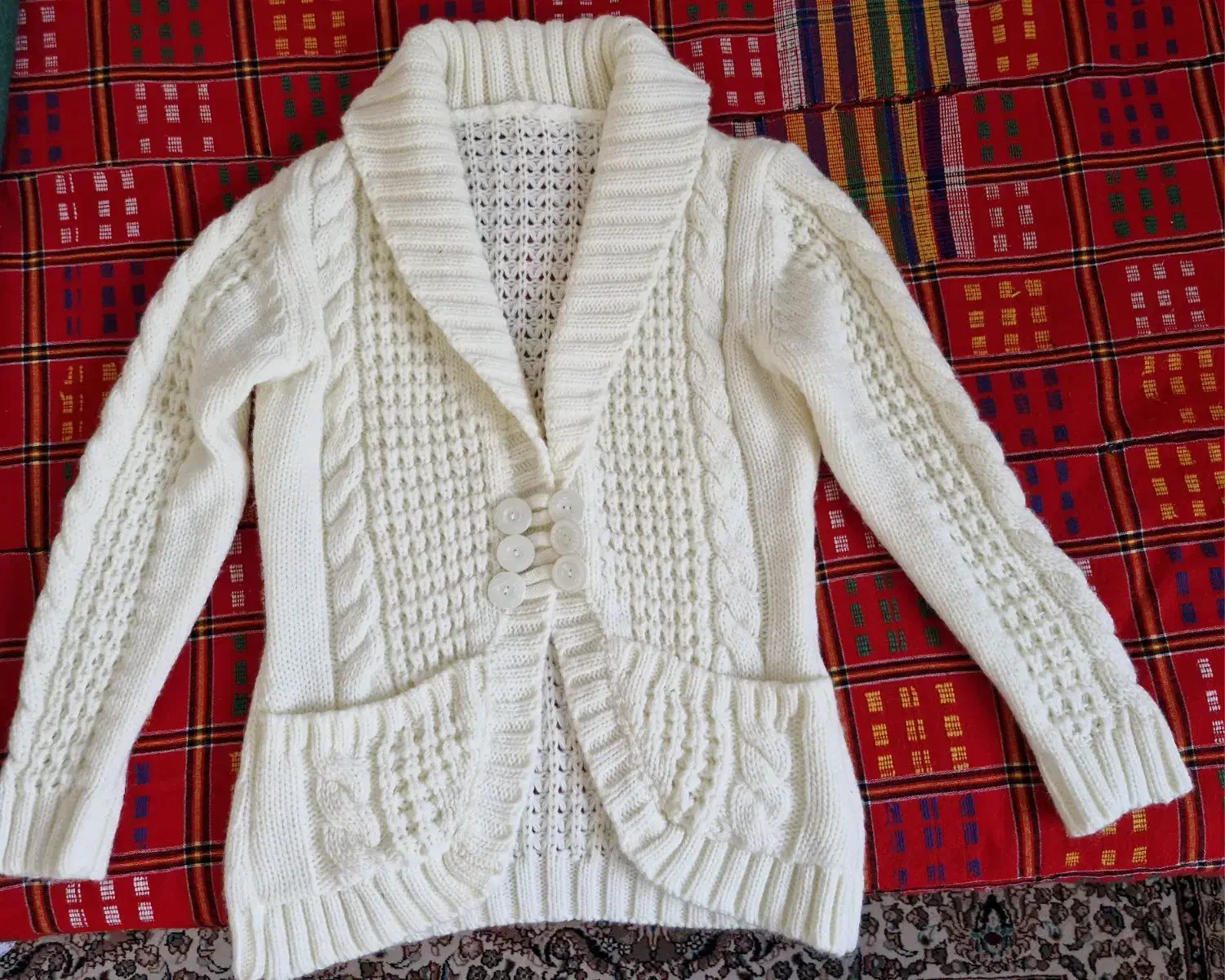 بافت کاموایی|لباس|کلاچای, |دیوار