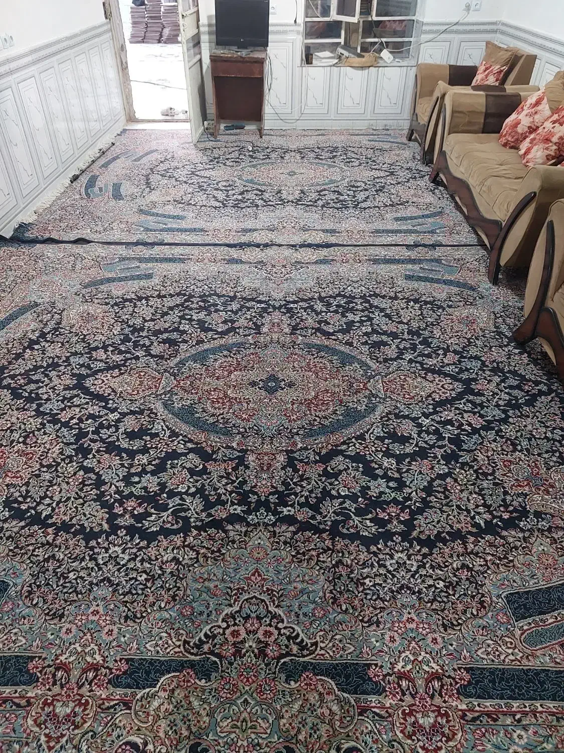 فرش ۱۲ متری|فرش|رستم, |دیوار