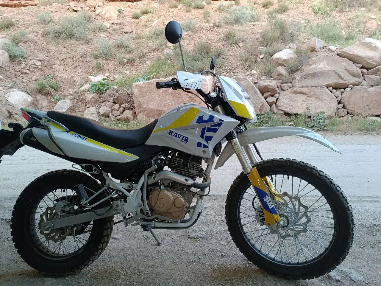 تریل کویر 250 مدل 1402 کمکارِ واقعی|موتورسیکلت|بجنورد, |دیوار