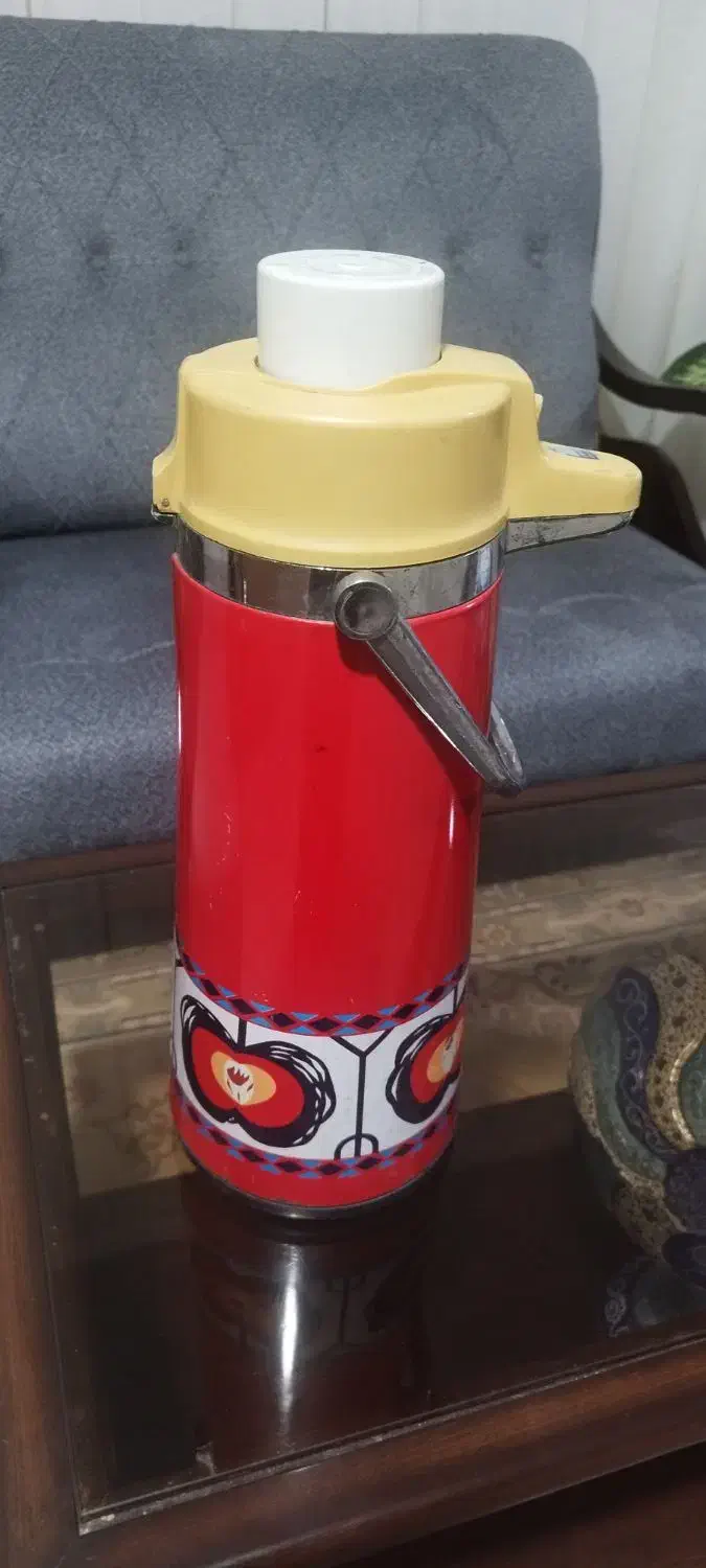 فلاسک ژاپنی قدیمی|قوری، کتری، قهوه‌ساز دستی|فولادشهر, B8|دیوار