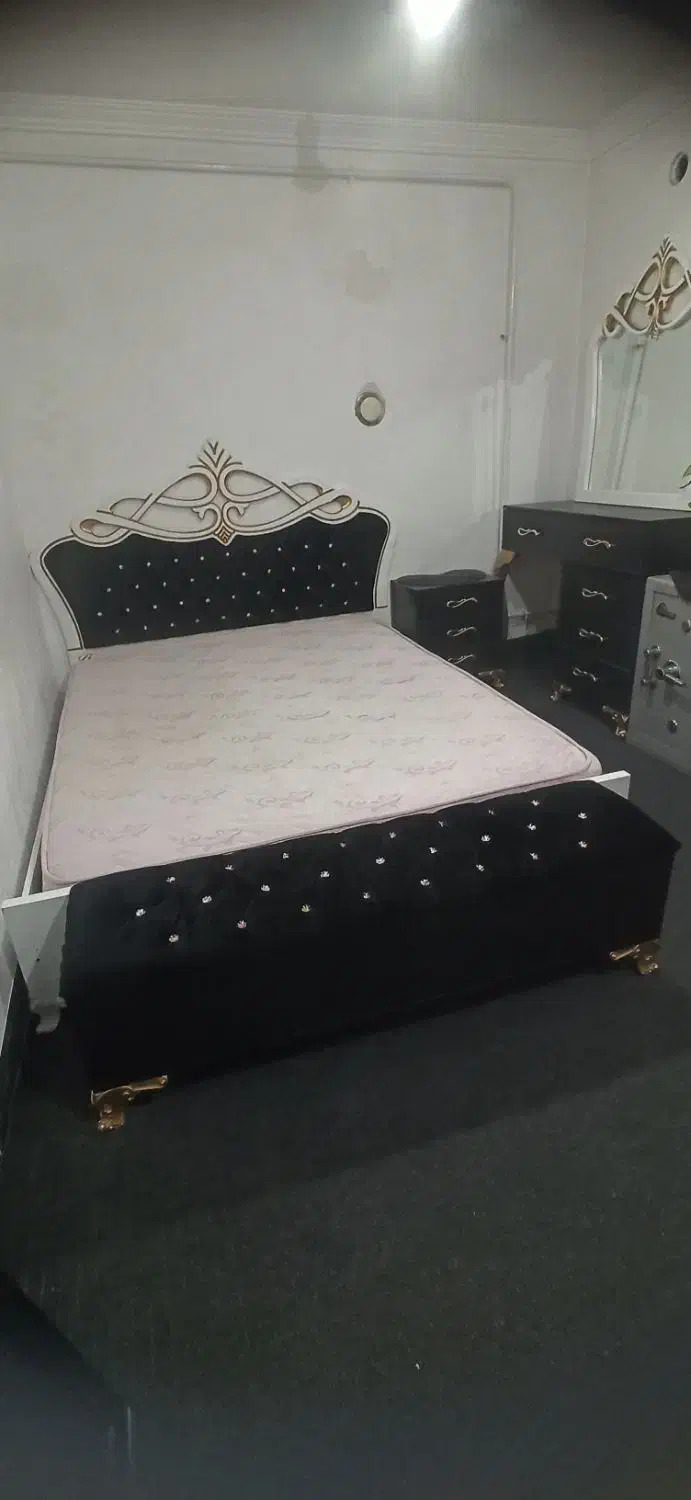 وسایل خانگی|تخت و سرویس خواب|بانه, |دیوار