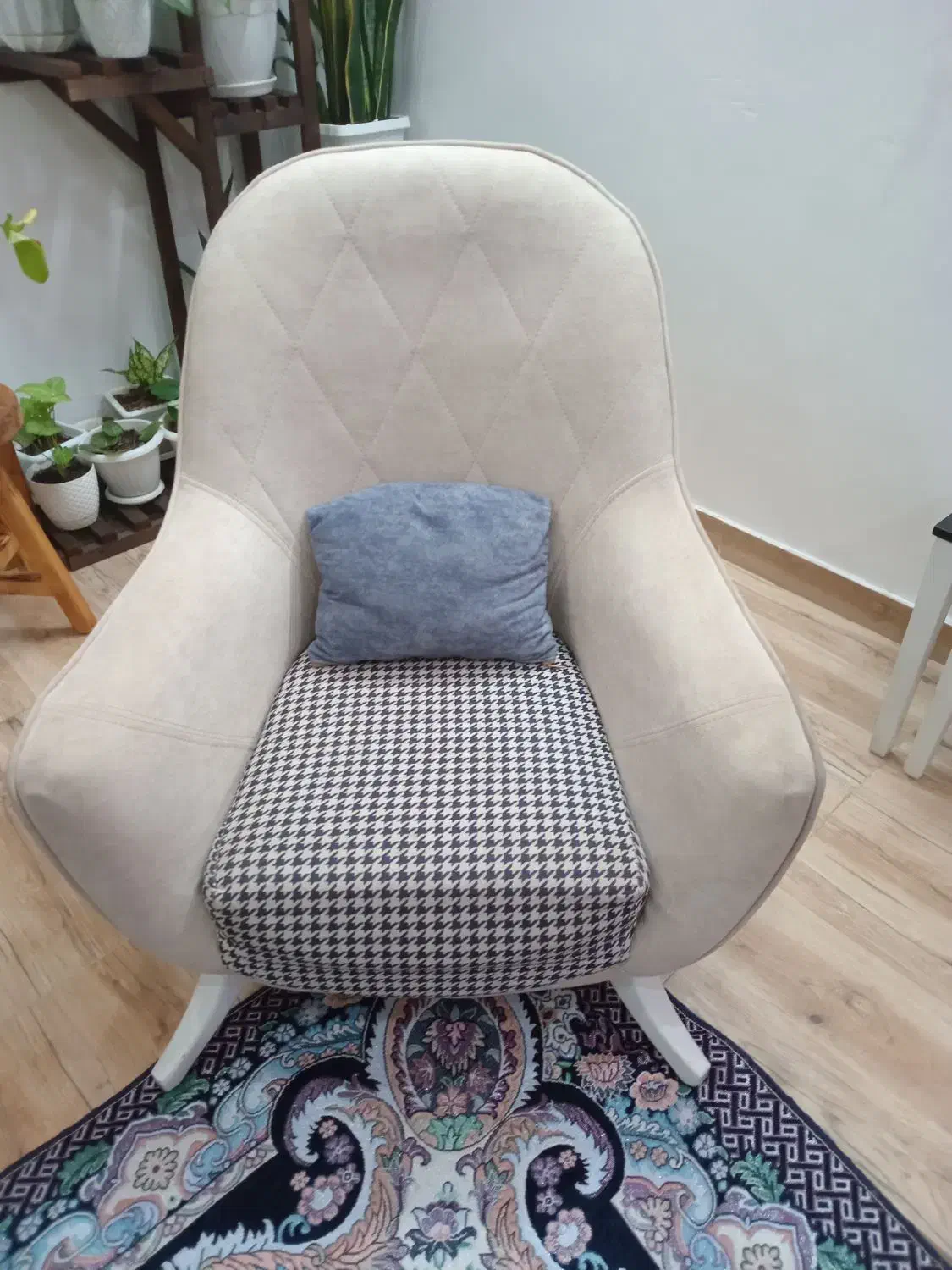 فروش مبل ۸ نفره|مبلمان خانگی و میز عسلی|املش, |دیوار