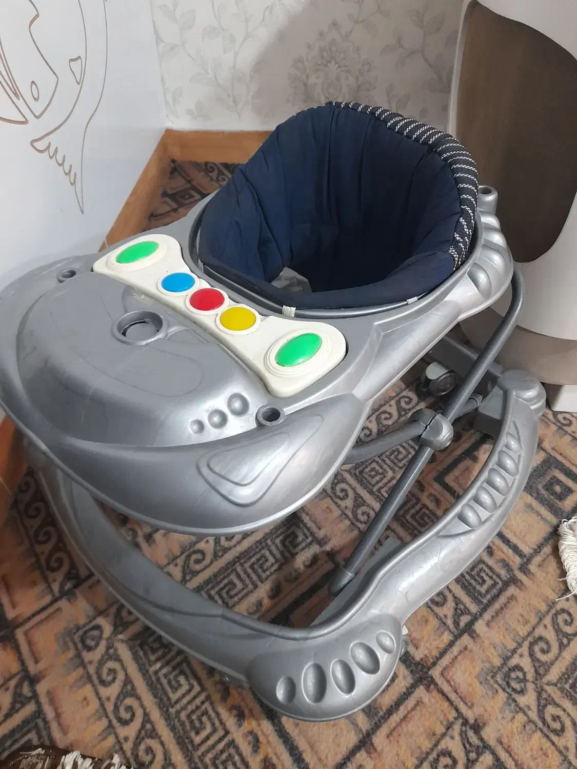 کالسکه بچه|کالسکه و لوازم جانبی|خوی, |دیوار