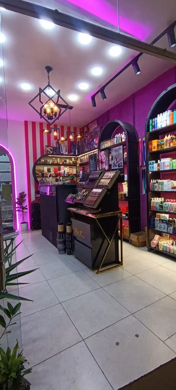 تجهیزات کامل و لوکس فروشگاهی+قفسه فلزی+گرین وال|فروشگاه و مغازه|آمل, |دیوار