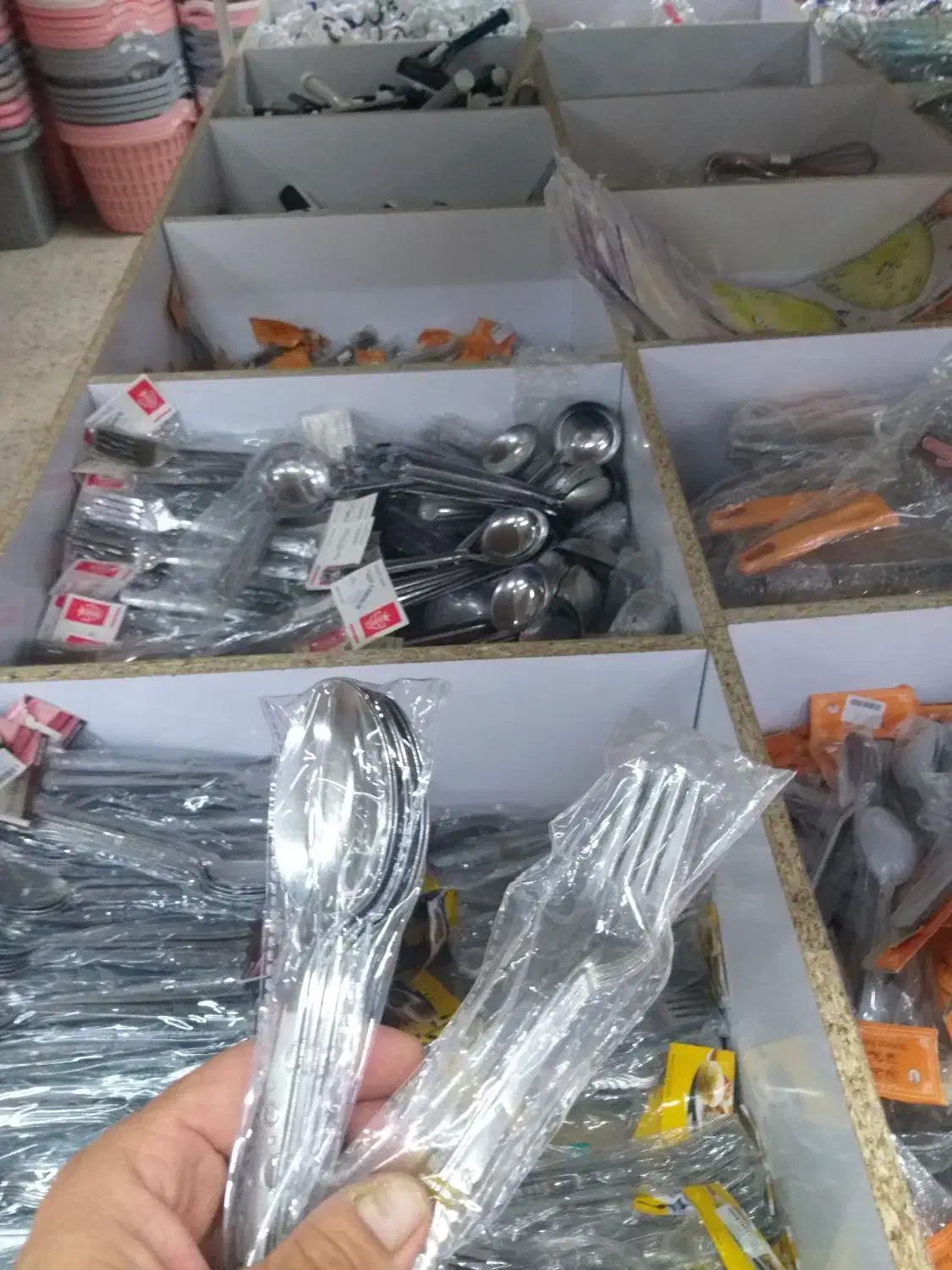 فروشگاه گلی|ظروف پخت‌وپز|گنبد کاووس, |دیوار