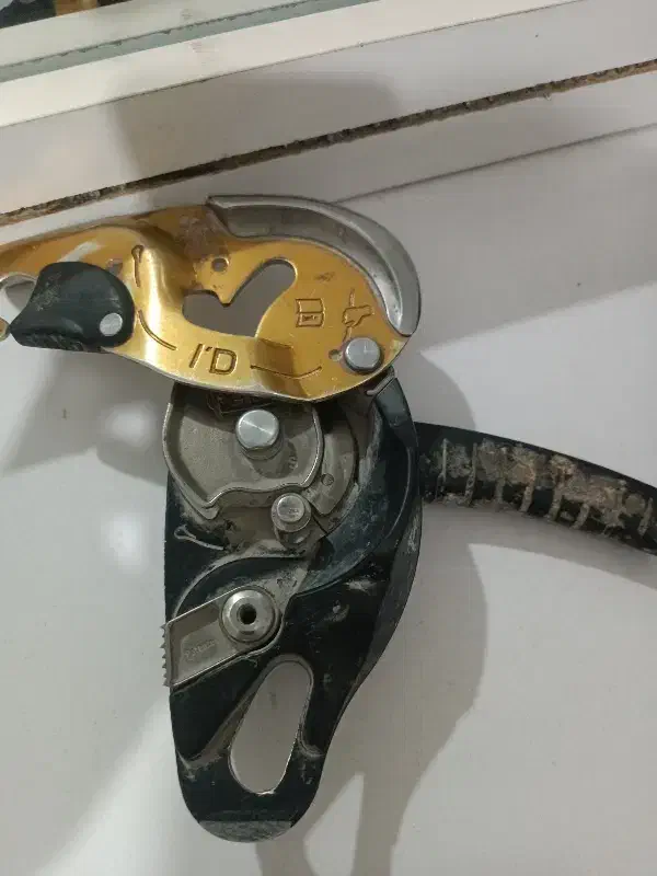 ایدی پتزل|کوهنوردی و کمپینگ|نسیم‌شهر, |دیوار