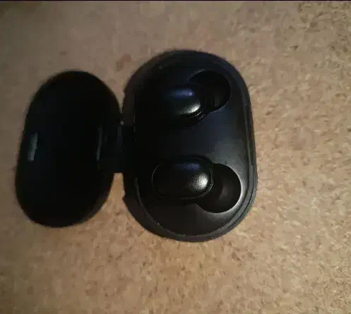 ایرپاد شیائومی نیاز به تعمیر|لوازم جانبی موبایل و تبلت|ری, دولتآباد|دیوار