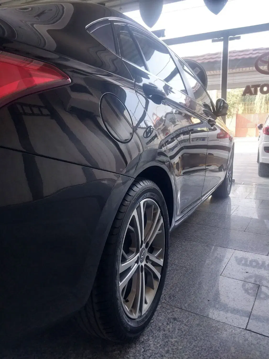 فروش آریزو ۵اتومات مدل۹۶|خودرو سواری و وانت|شیراز, درکی|دیوار