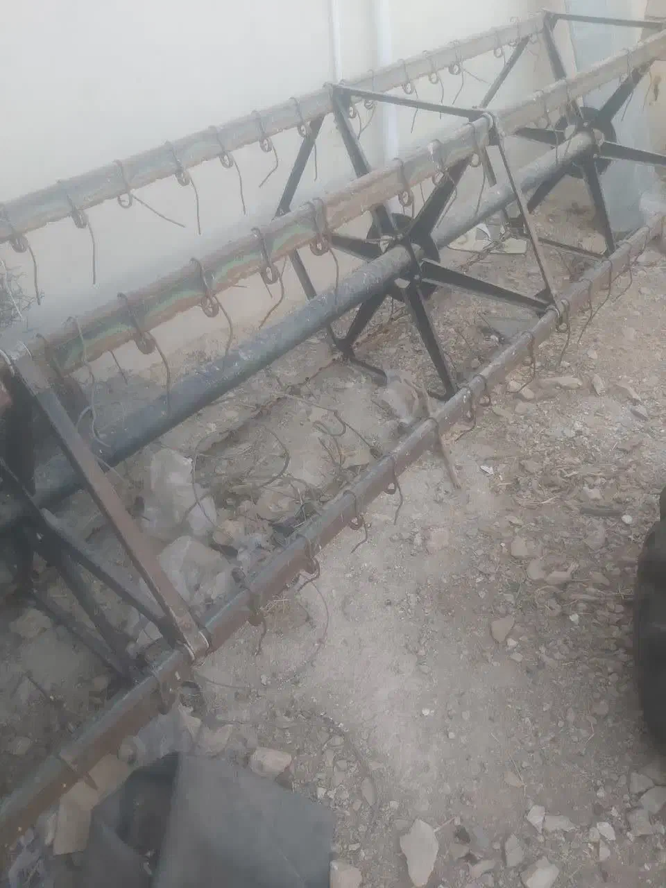 چنگالی کمباین|ماشین‌آلات صنعتی|ایوان, |دیوار