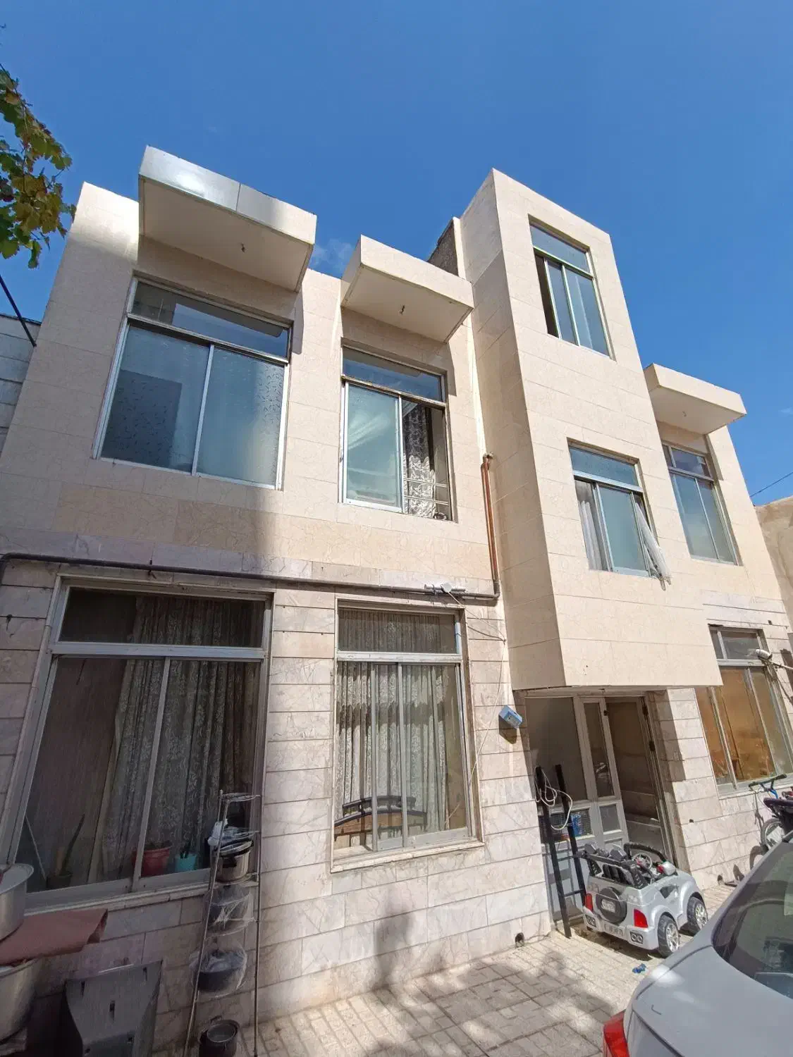 فروش ویلایی تجاری ۲۱۶متر۲طبقه مستقل کوشش فدائیان|فروش خانه و ویلا|مشهد, کوشش|دیوار