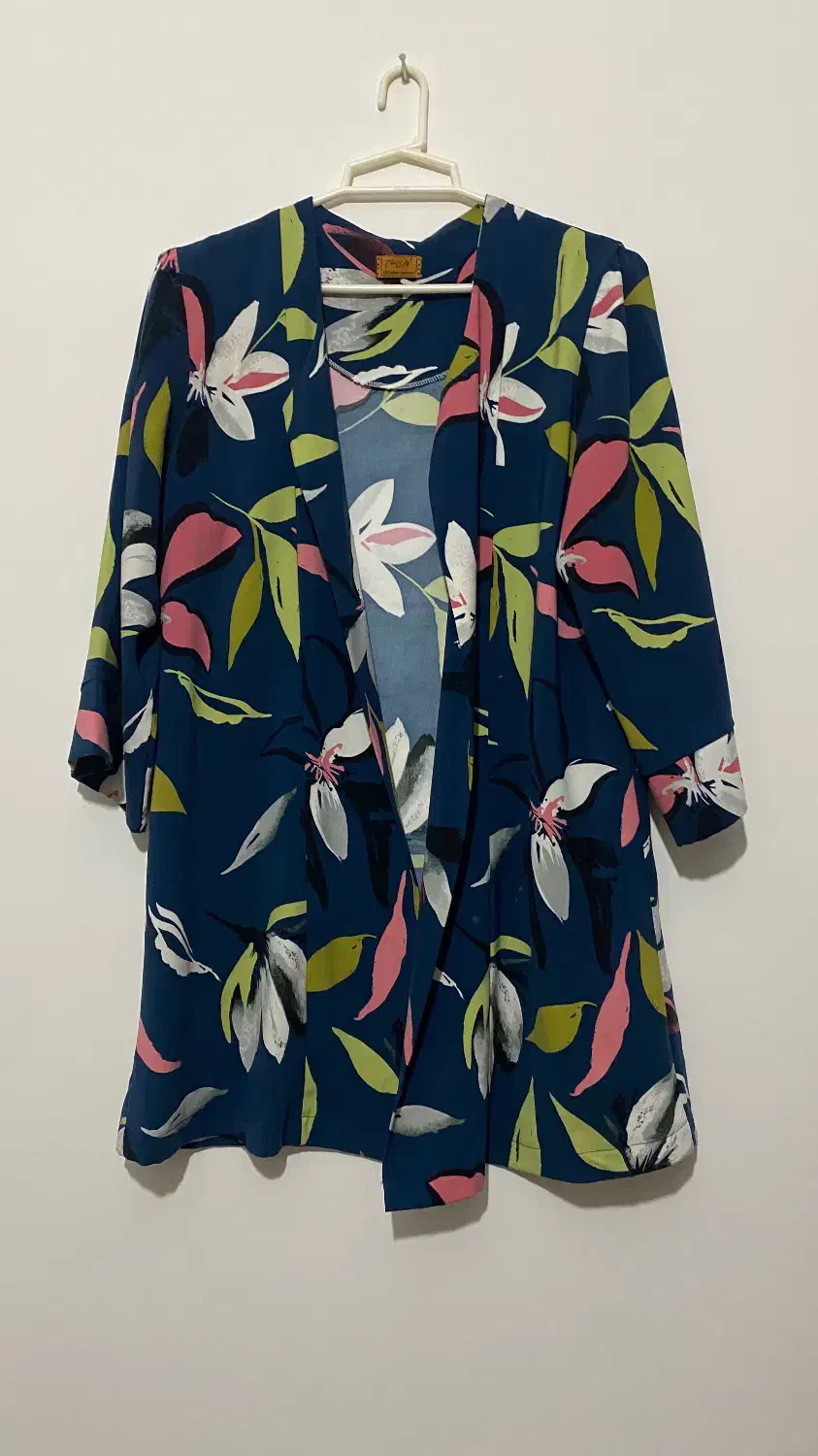 مانتو|لباس|سبزوار, پاسداران|دیوار