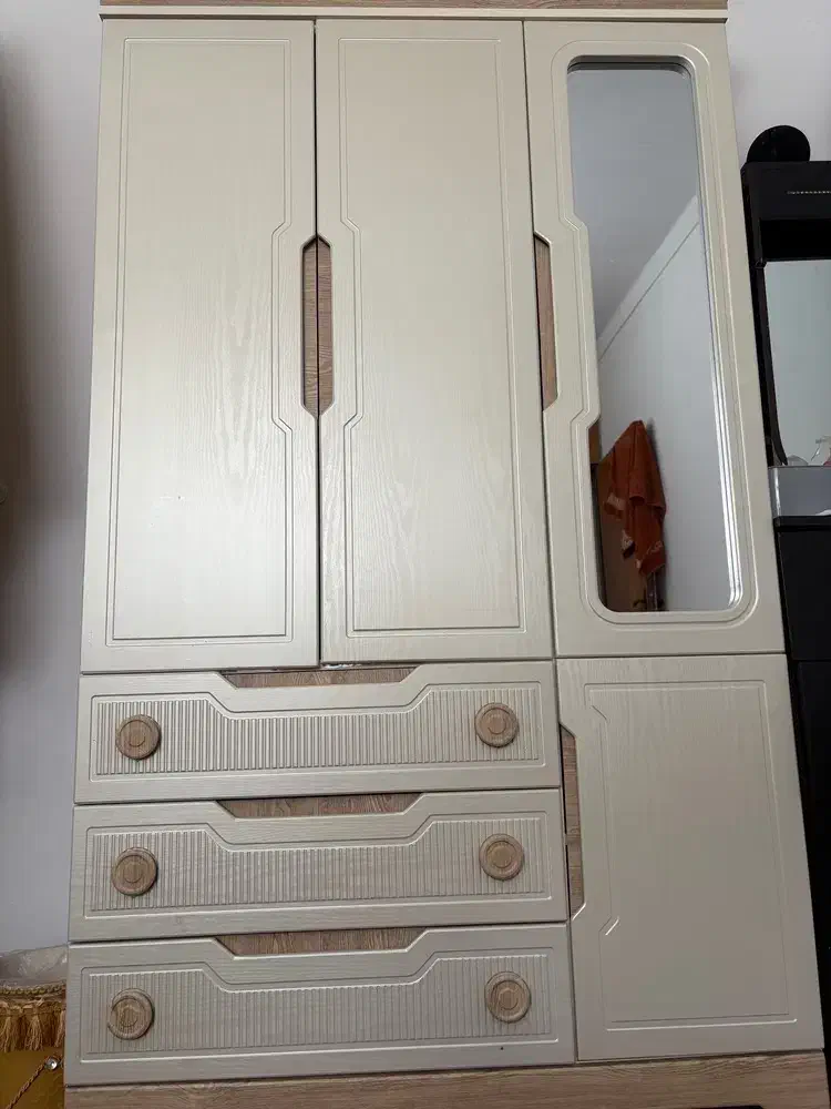 کمد تازه خریدم|جاکفشی، کمد، دراور|قروه, |دیوار