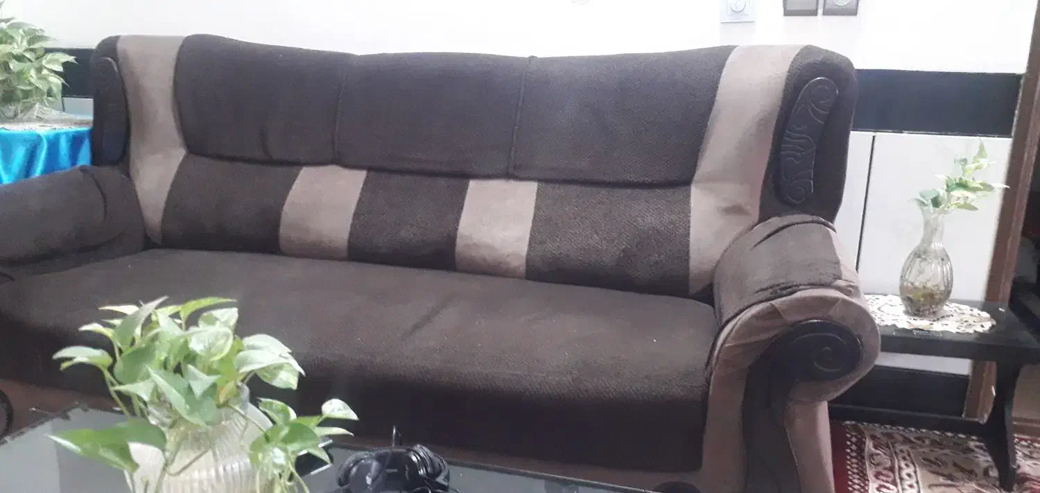 فروش یک عدد مبل 3نفره|مبلمان خانگی و میز عسلی|آزادشهر, |دیوار