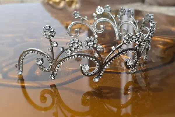 تاج سر قابل تنظیم|زیورآلات و اکسسوری|قم, باجک سه|دیوار