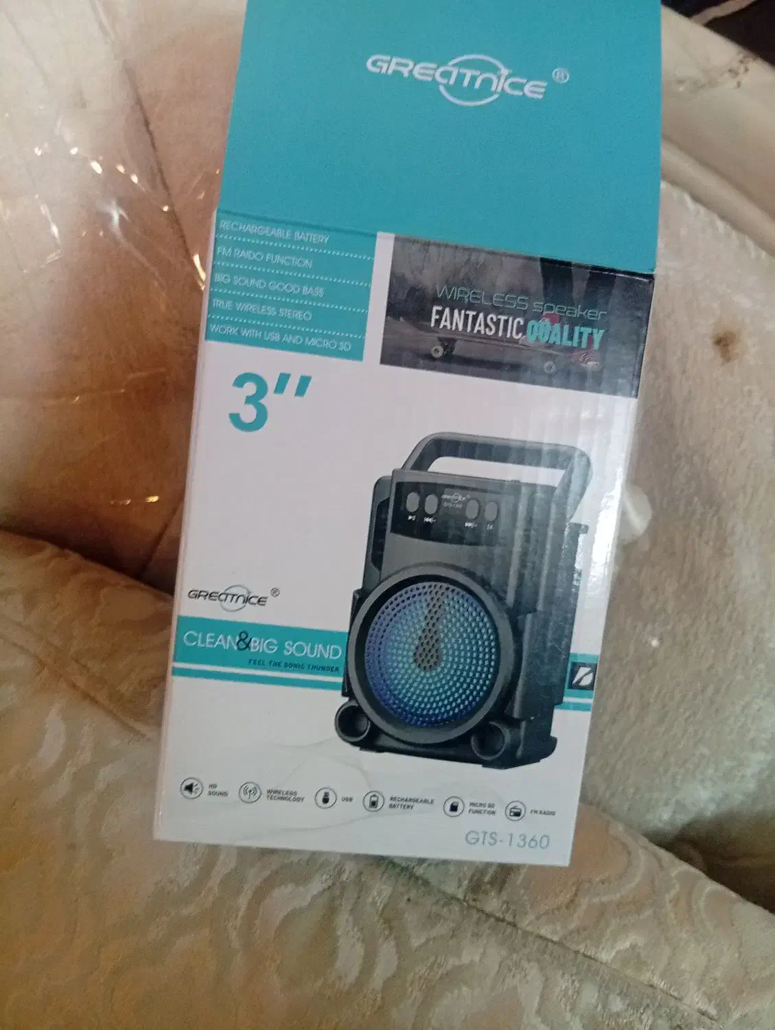 اسپیکر کوچک سه اینچ آکبند جعبه داردرقص نور دارد|سیستم صوتی خانگی|تهران, علم و صنعت|دیوار