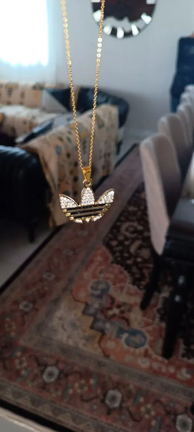 میدرنج 8 پرچم و زنجیر آدیداس|قطعات یدکی و لوازم جانبی|اردبیل, |دیوار