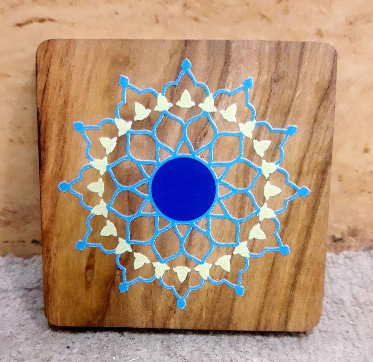 ۱۰ طرح زیرلیوانی چوبی (ارسال از قم)|صنایع دستی و سایر لوازم تزئینی|تهران, کرمان|دیوار