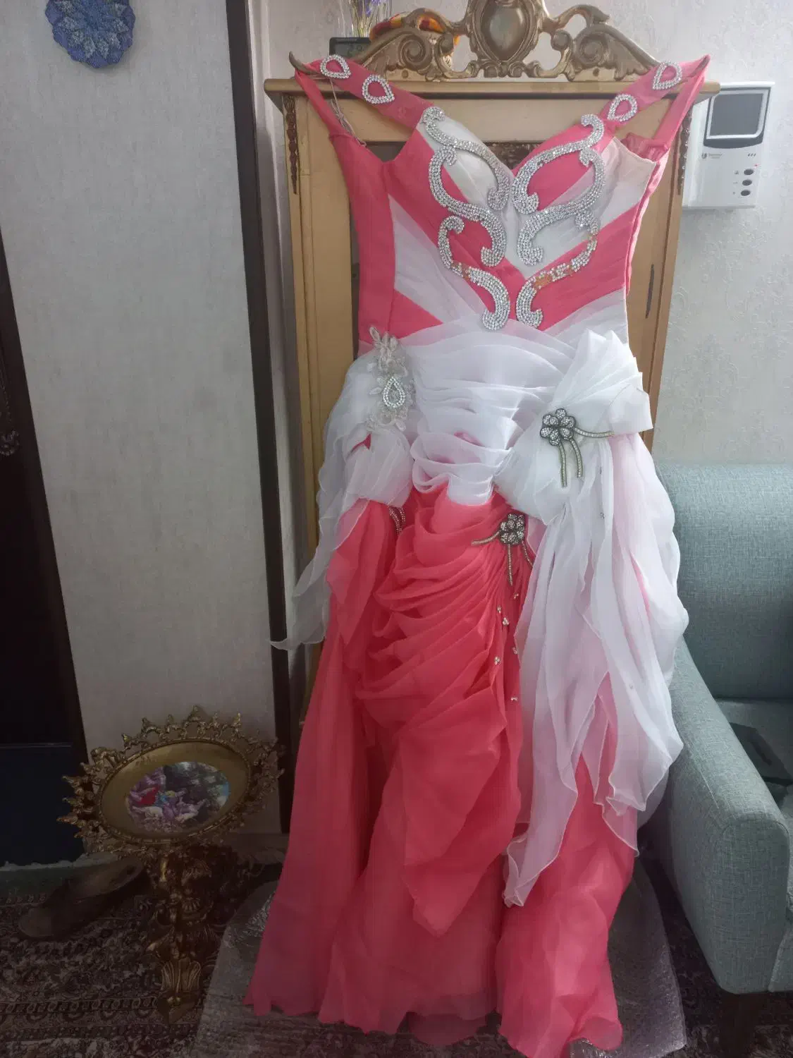 پیراهن مجلسی|لباس|گرمسار, |دیوار