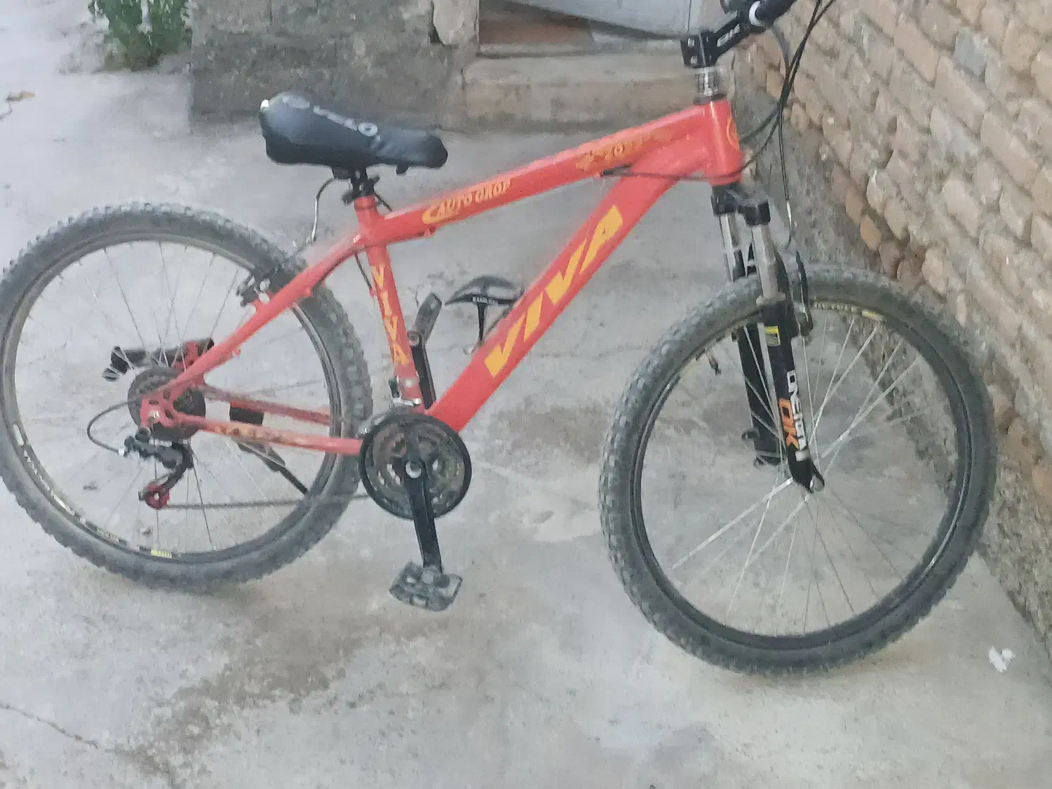 یکدوچرخهدرحدنو|دوچرخه، اسکیت، اسکوتر|شوط, |دیوار