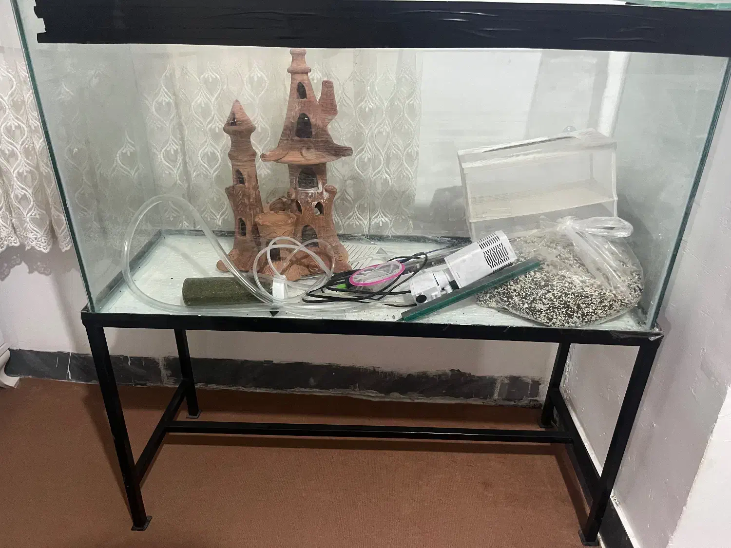 آکواریوم ماهی|ماهی|درگزین, |دیوار