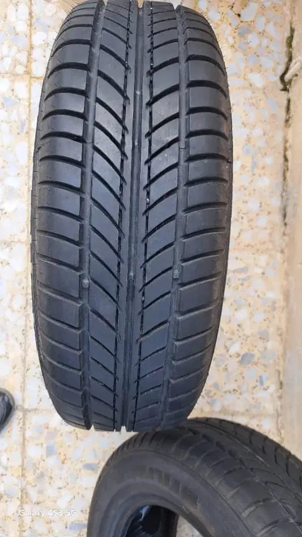 لاستیک ۱۹۵ رینگ ۱۵|قطعات یدکی و لوازم جانبی|کوهیخیل, |دیوار