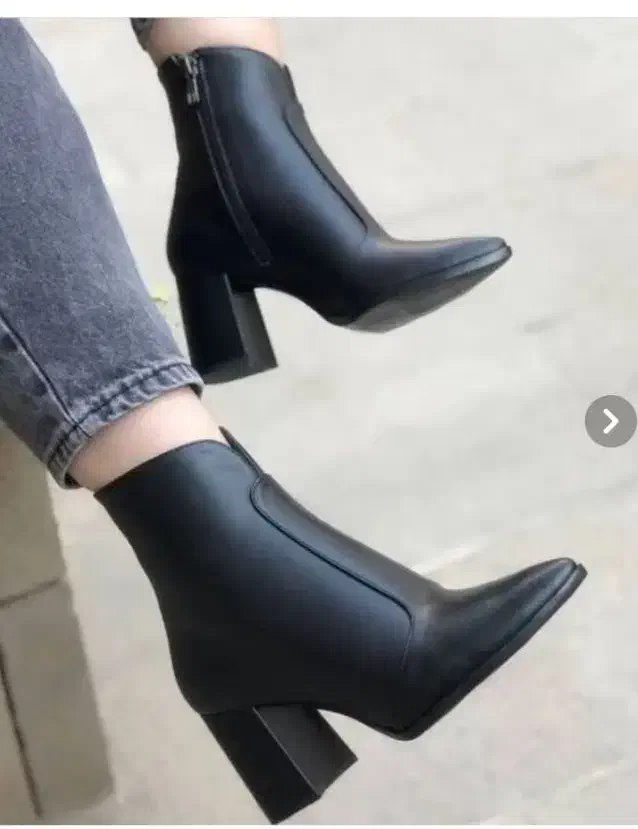 نیم بوت زنانه پاشنه ۵سانت|کیف، کفش، کمربند|چهاردانگه (تهران), |دیوار