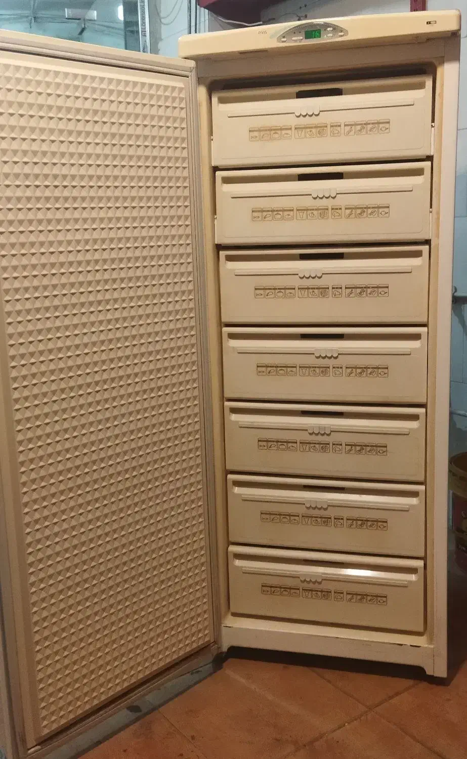 تمام فریزر برفکی در حد صفر پارس|یخچال و فریزر|تبریز, |دیوار