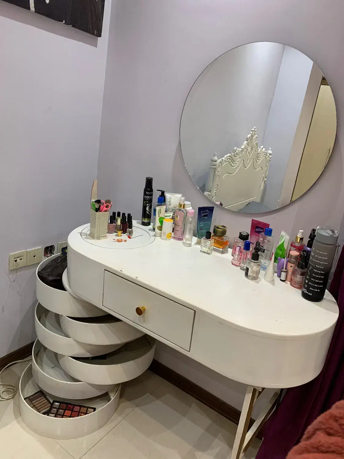 میز آرایش|تخت و سرویس خواب|لاهیجان, گلستان|دیوار