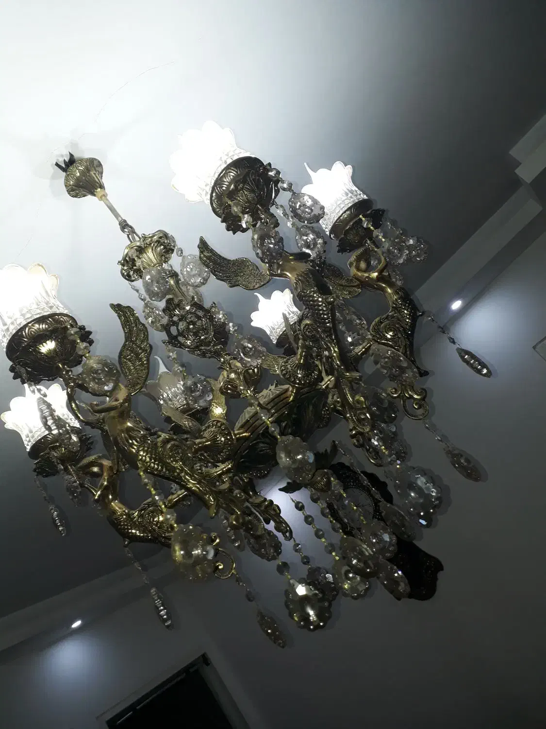 لوسترفرشته تمام برونزسنگین|لوستر و چراغ آویز|پردیس, فاز ۶|دیوار