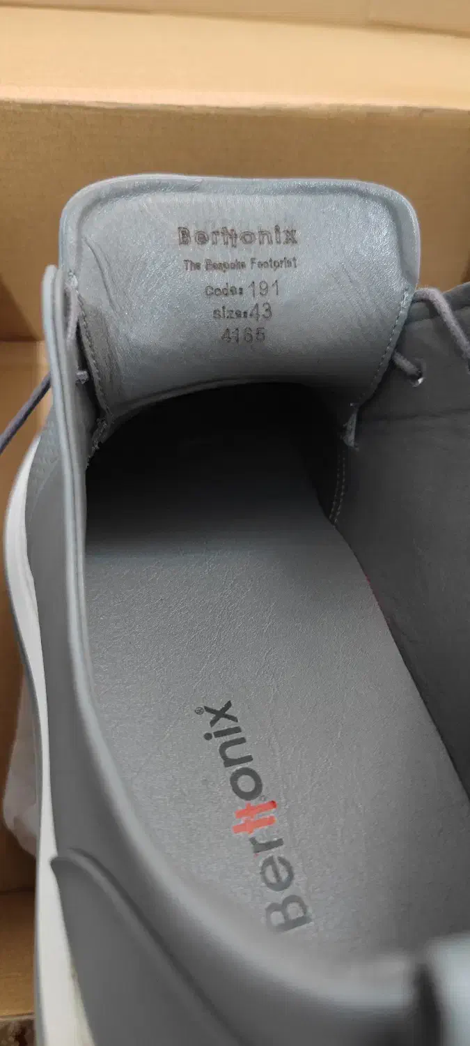 کفش برتونیکس سایز ۴۳|کیف، کفش، کمربند|تهران, مینای جنوبی|دیوار