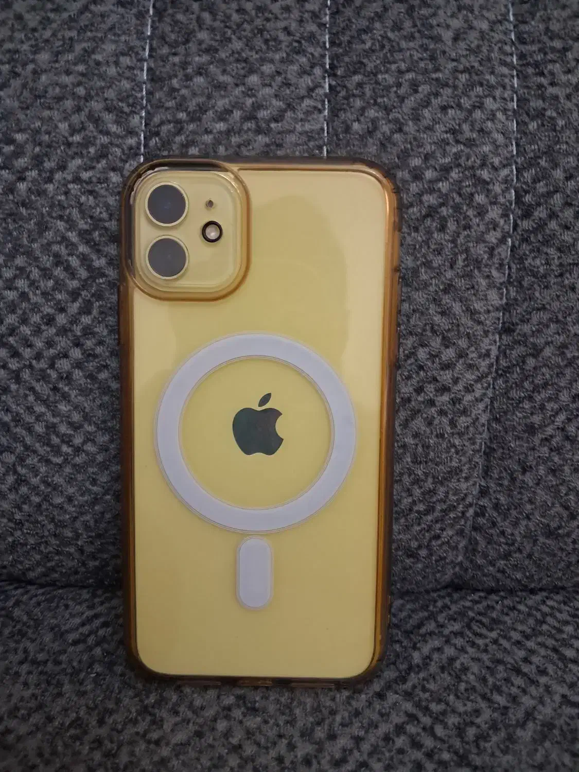 ایفون 11 نرمال 128 گیگ|موبایل|تهران, جی|دیوار