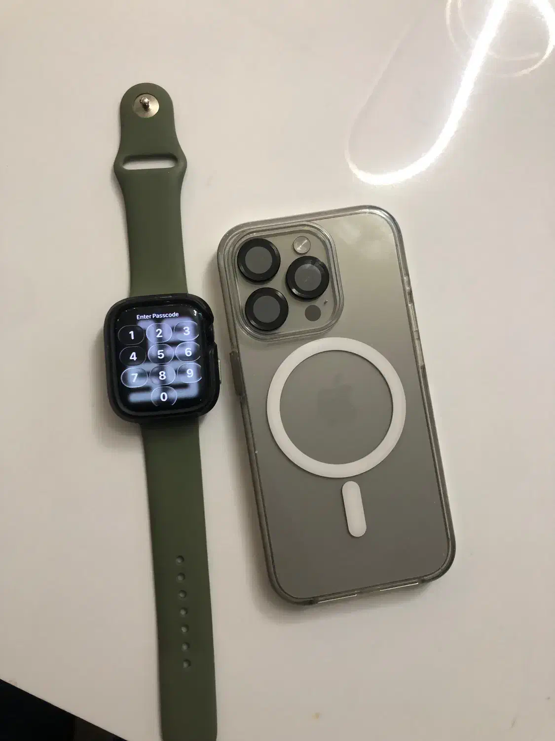 ایفون ۱۵ پرو و اپل واچ سری ۷|موبایل|اصفهان, آبشار|دیوار