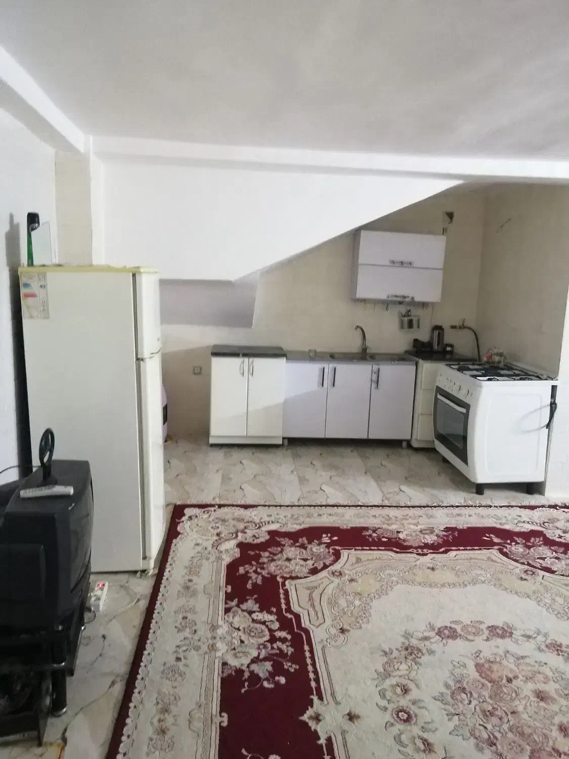 سوئیت مبله مرکز شهر تمیز شیک تایمی۴۰۰|اجارهٔ کوتاه‌مدت آپارتمان و سوئیت|شیراز, دشت چنار|دیوار