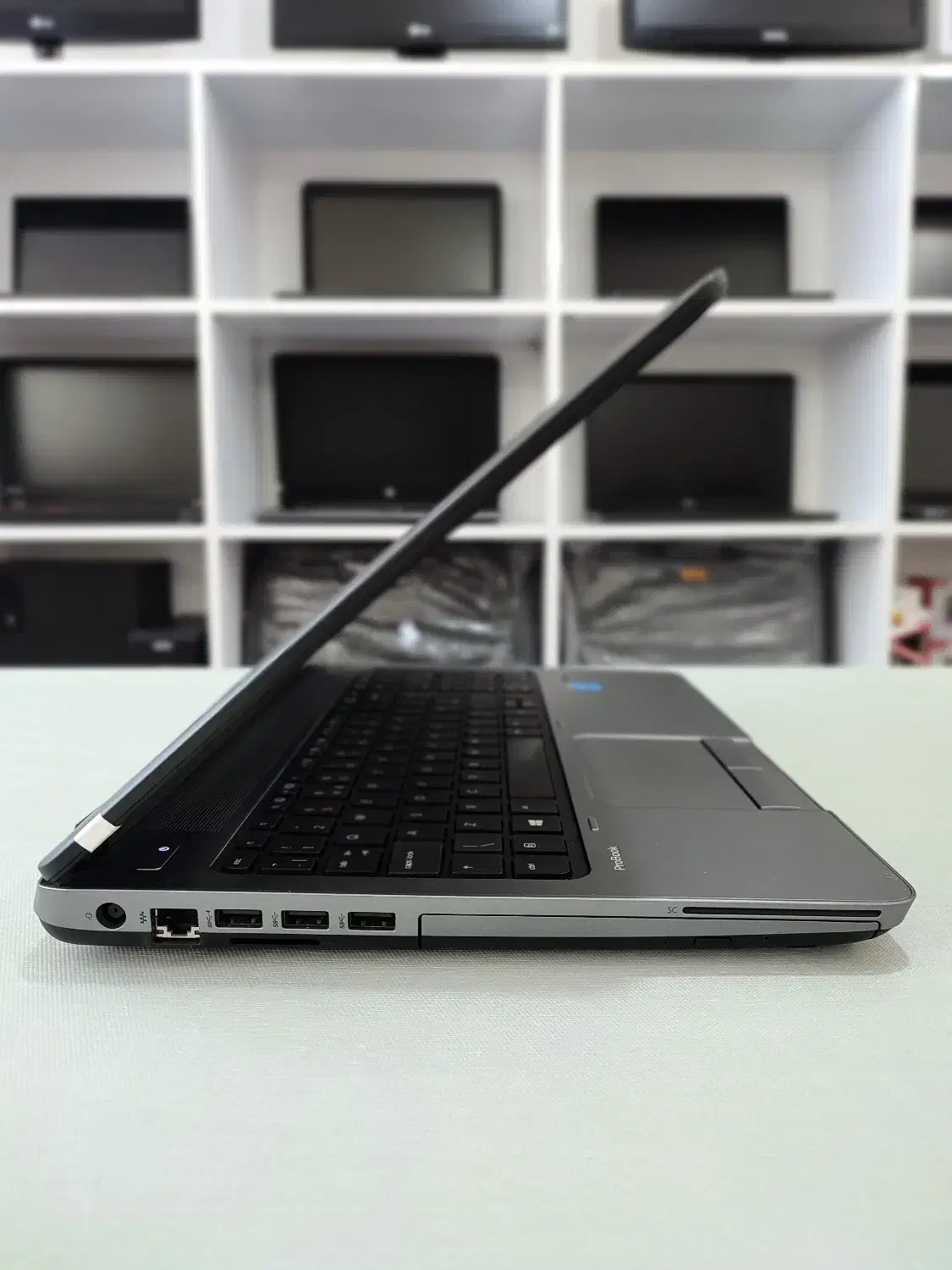 لپ تاپ اچ پی شیک و تمیز|رایانه همراه|مرند, |دیوار