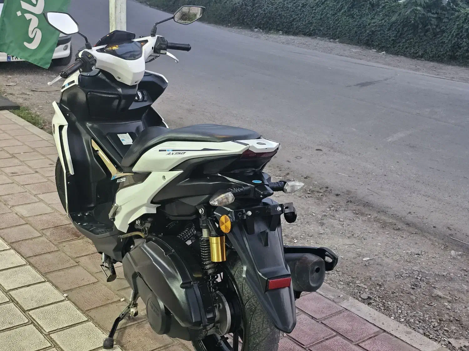 طرح آیروکس|موتورسیکلت|لاهیجان, بازکیاگوراب|دیوار